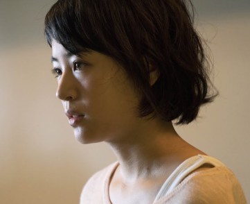 the_tokyo_night_sky_is_always_the_densest_shade_of_blue_mika